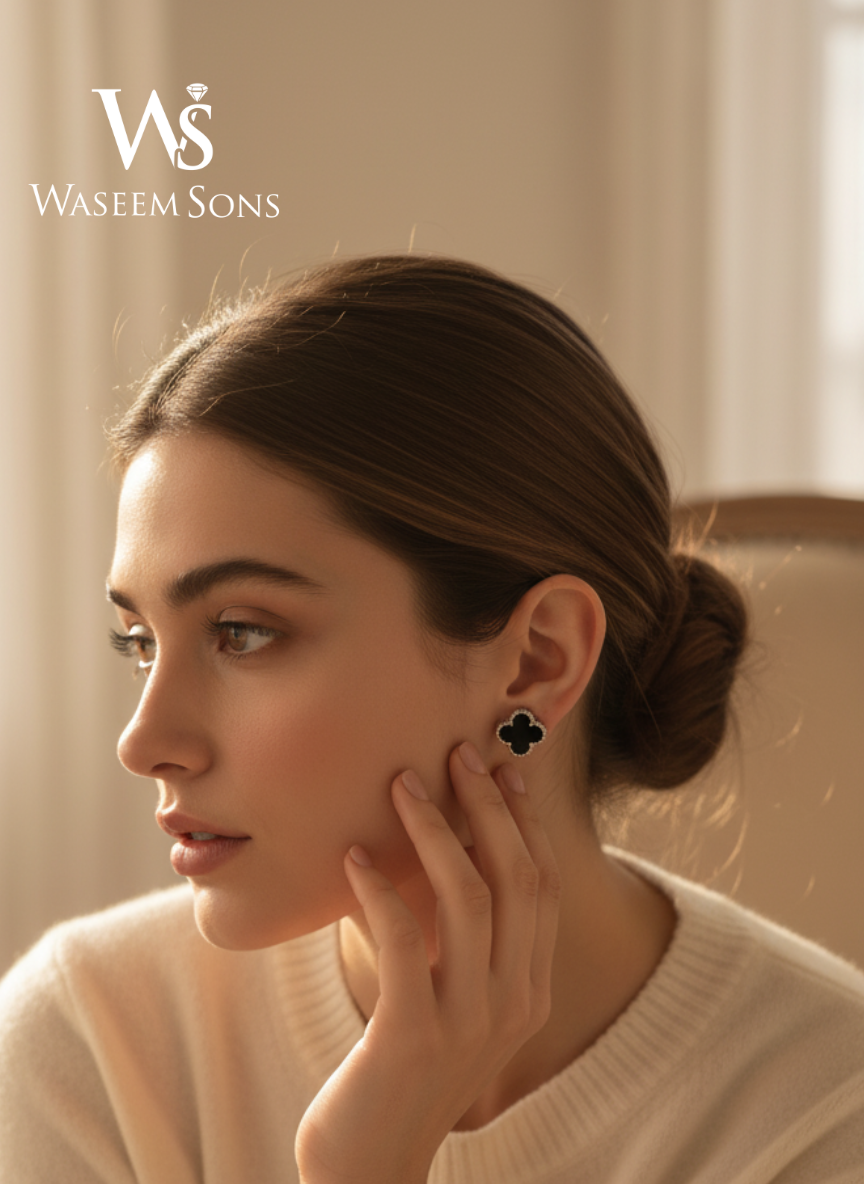 Noir Clover Studs - 925 Silver